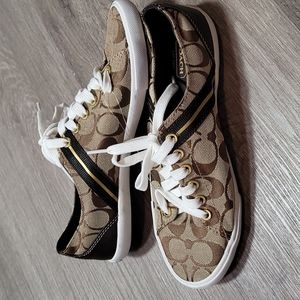 Womens COACH Lesley shoe size 7.5 womens..Brand new